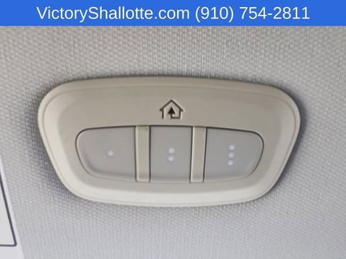 Certified 2020 Jeep Cherokee Latitude Plus FWD image 28