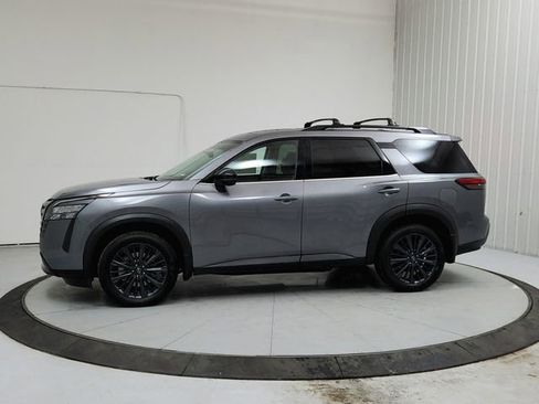 New 2026 Nissan Pathfinder SL w/ SL Premium Package FWD image 4