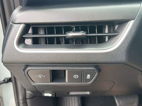 Used 2025 Kia K4 LXS image 20