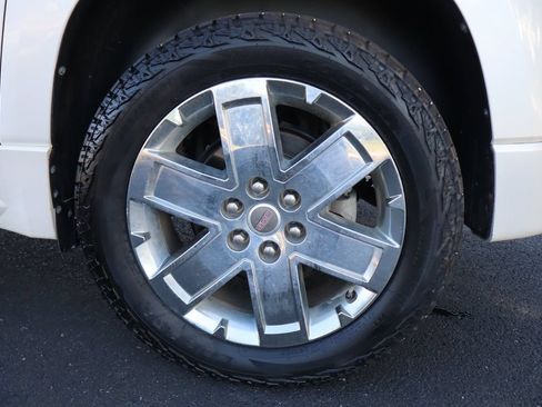 Used 2013 GMC Acadia Denali AWD/4WD image 40