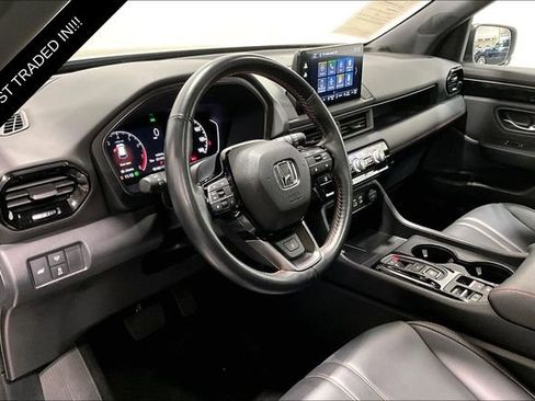 Used 2023 Honda Pilot TrailSport image 12