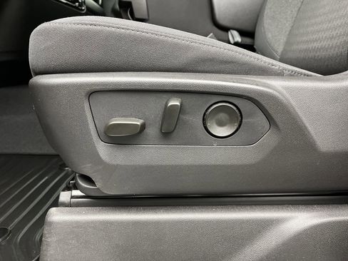 Certified 2024 Chevrolet Silverado 1500 LT image 11