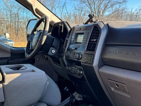 Used 2019 Ford F450 XL w/ XL Value Package image 10