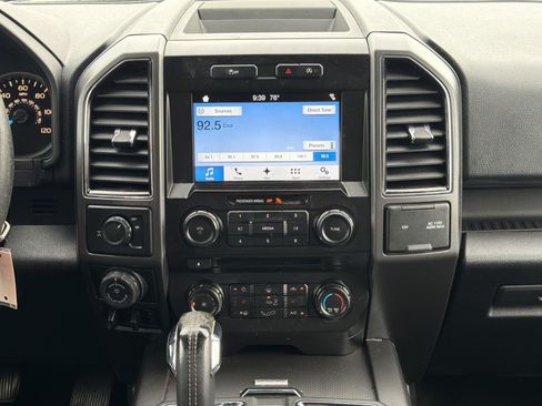 Used 2017 Ford F150 XLT w/ Equipment Group 302A Luxury RWD image 24