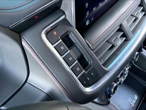 Used 2024 Chevrolet Suburban RST w/ Luxury Package image 13