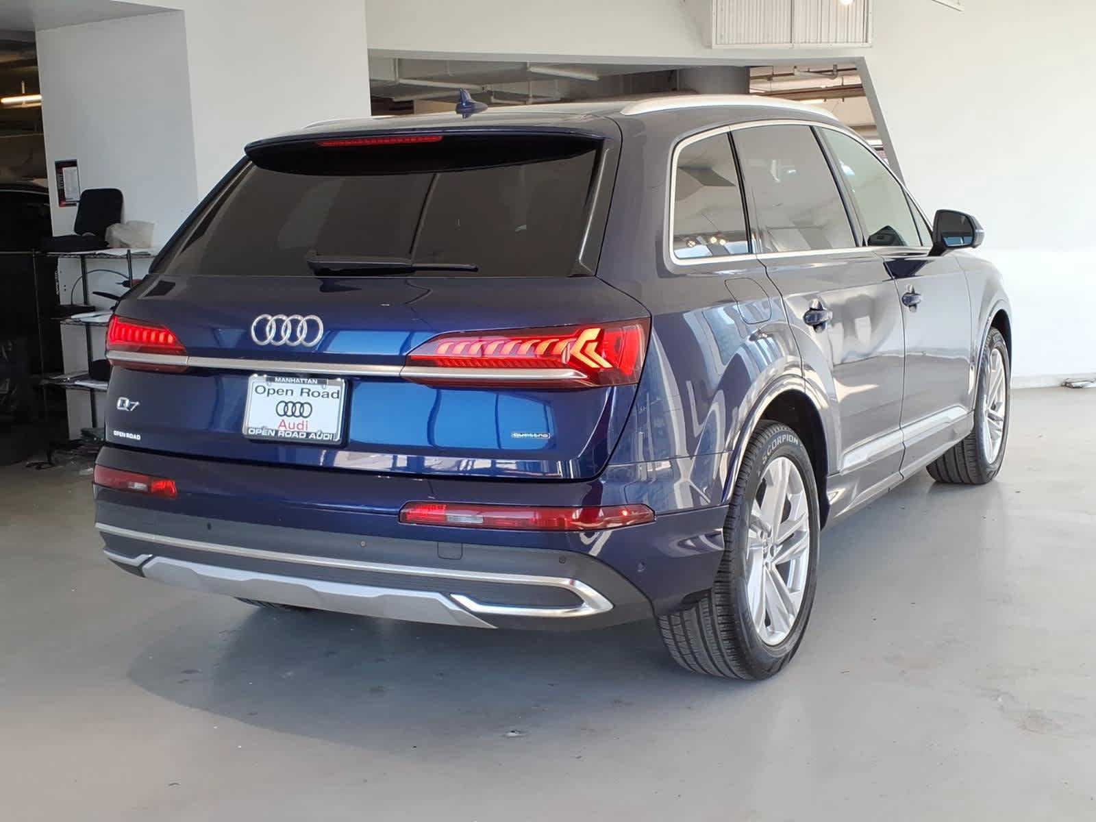 Used 2023 Audi Q7 2.0T Premium w/ Convenience Package AWD/4WD image 4
