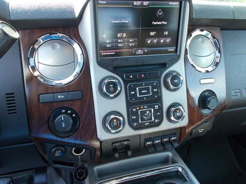 Used 2016 Ford F350 Lariat w/ Lariat Ultimate Package AWD/4WD image 33