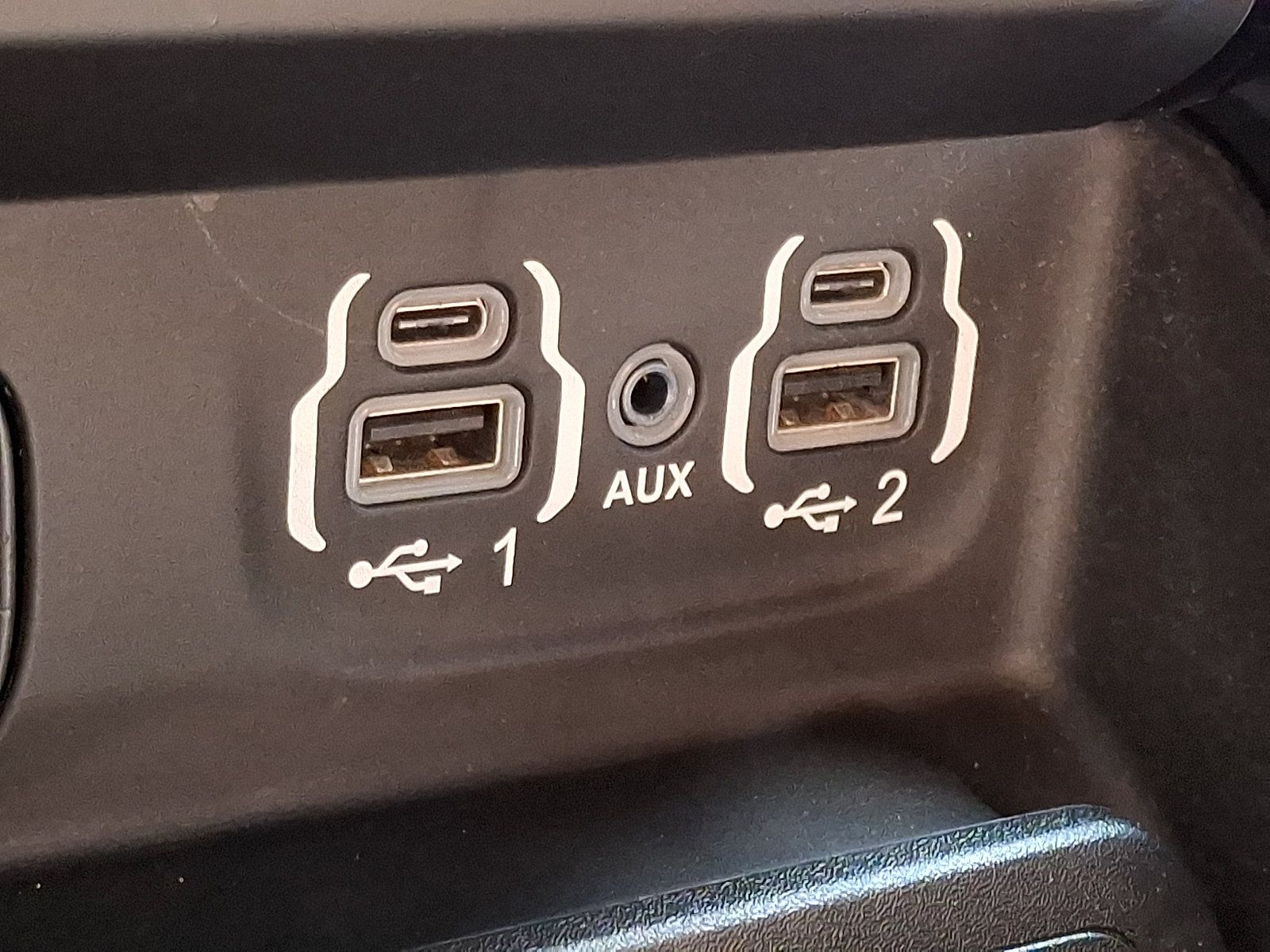 Used 2023 RAM 1500 Laramie AWD/4WD image 27