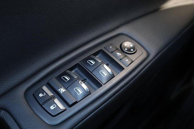 Used 2022 Maserati Ghibli Modena RWD image 19