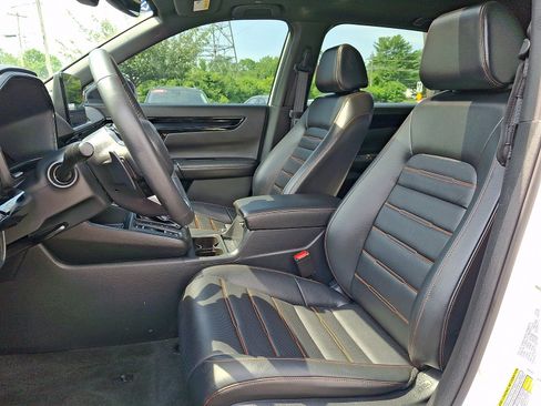 Used 2024 Honda CR-V Sport Touring image 13