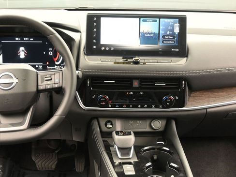 New 2026 Nissan Rogue Platinum w/ Platinum Premium Package AWD/4WD image 15