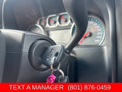 Used 2017 Chevrolet Silverado 1500 LT w/ All Star Edition AWD/4WD image 29