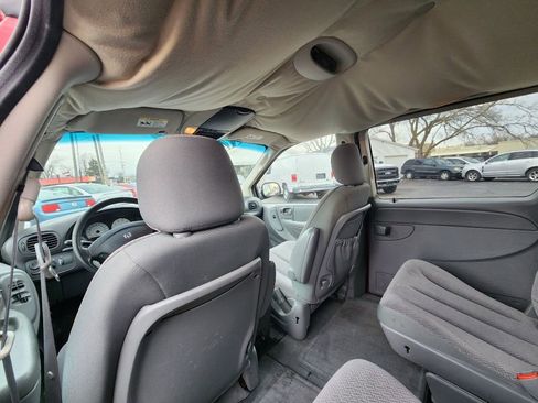 Used 2007 Dodge Grand Caravan SXT image 18