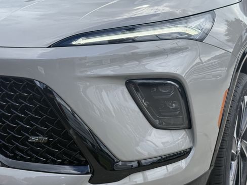 New 2026 Buick Enclave Sport Touring w/ Power Package FWD image 8