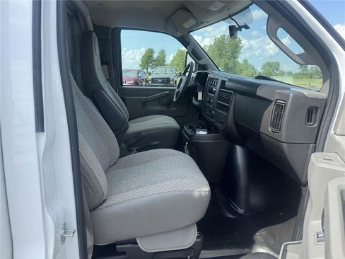 New 2025 Chevrolet Express 3500 w/ Power Convenience Package image 13