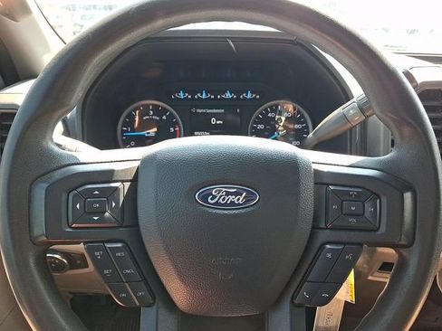 Certified 2022 Ford F550 4x4 Crew Cab Super Duty w/ Power Equipment Group image 18