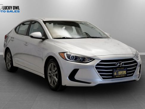 Used 2018 Hyundai Elantra SEL FWD image 3