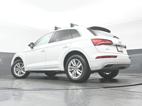 Used 2020 Audi Q5 2.0T Premium w/ Convenience Package AWD/4WD image 31