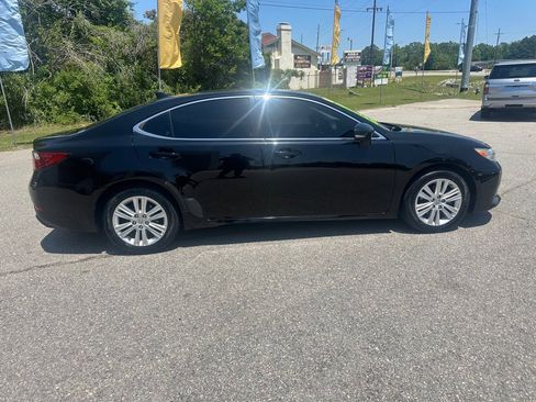 Used 2015 Lexus ES 350 w/ Premium Package FWD image 6