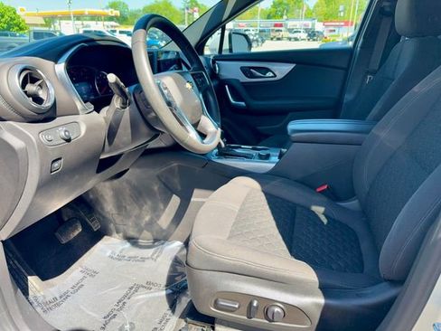 Used 2021 Chevrolet Blazer LT FWD image 13