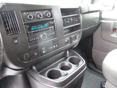Used 2020 Chevrolet Express 2500 LS w/ Driver Convenience Package RWD image 27