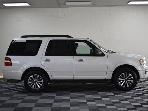 Used 2017 Ford Expedition XLT w/ Equipment Group 201A image 7