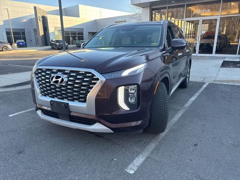 Used 2021 Hyundai Palisade Limited image 3