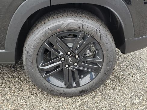 New 2026 Chevrolet Trax ACTIV w/ Driver Confidence Package FWD image 4