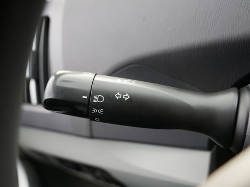 Used 2010 Toyota Prius Three image 33