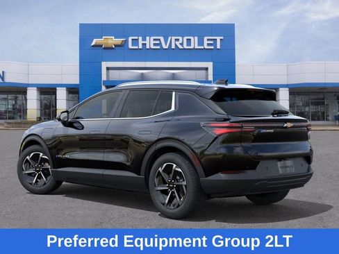 New 2026 Chevrolet Equinox EV LT image 4