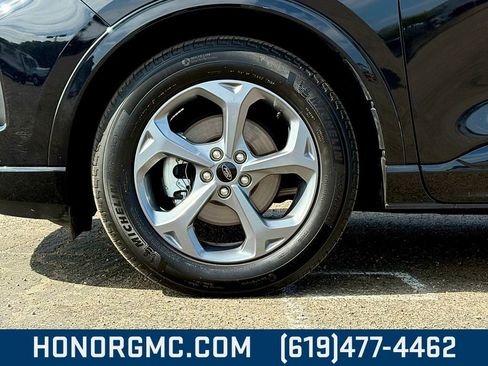 Used 2024 Ford Escape ST-Line image 10