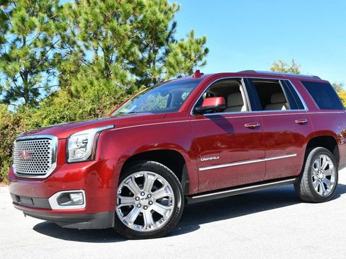 Used 2016 GMC Yukon Denali w/ Open Road Package image 23