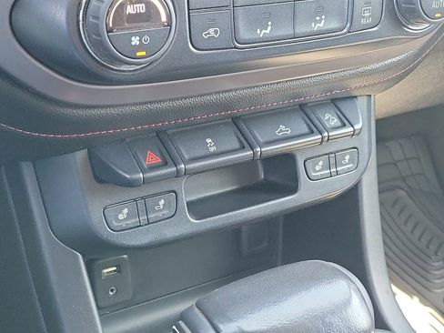 Used 2016 GMC Canyon SLE w/ SLE Convenience Package RWD image 32