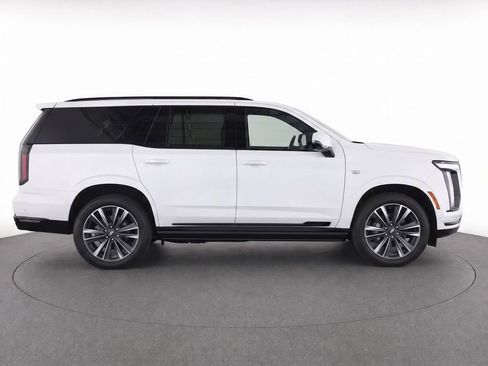 Used 2026 Cadillac Escalade Sport w/ Touring Package AWD/4WD image 4
