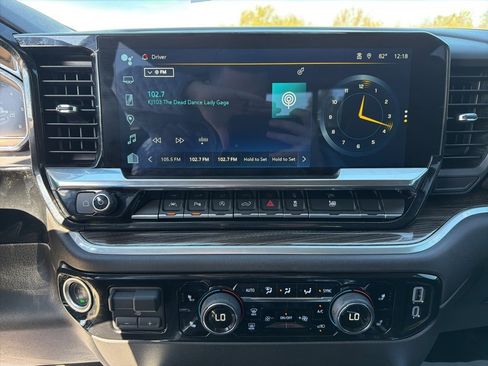 Used 2025 Chevrolet Silverado 1500 LT w/ Safety Package image 32