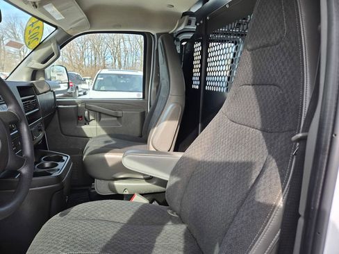 Used 2024 Chevrolet Express 2500 w/ Driver Convenience Package RWD image 19