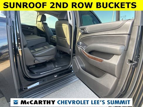 Used 2020 Chevrolet Suburban LT image 38
