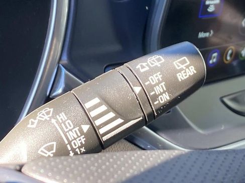 Used 2023 Chevrolet Blazer LT image 14