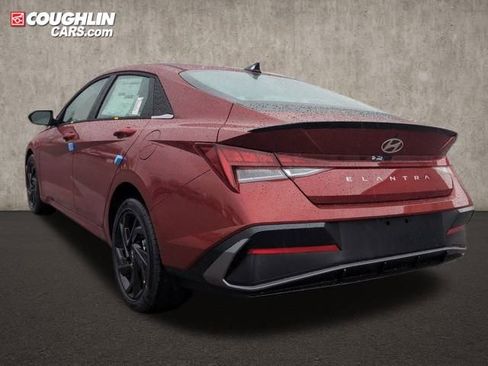 New 2026 Hyundai Elantra SEL Sport image 6