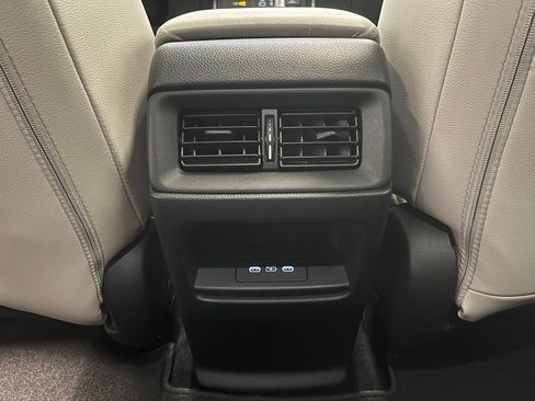 Used 2024 Honda CR-V EX-L image 16