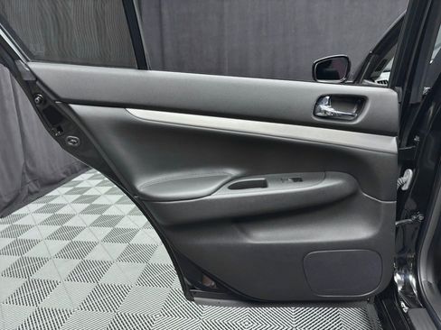 Used 2013 INFINITI G37 Sport RWD image 25