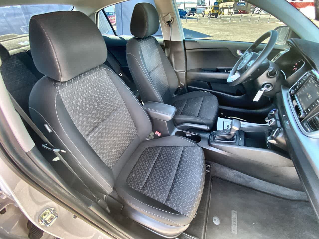 Used 2020 Kia Rio S FWD image 23