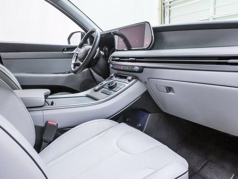 Certified 2025 Hyundai Palisade SEL AWD/4WD image 13