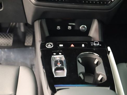 New 2027 Audi Q6 e-tron Premium Plus AWD/4WD image 20