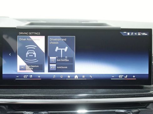 Used 2026 BMW X5 xDrive40i w/ M Sport Package AWD/4WD image 22