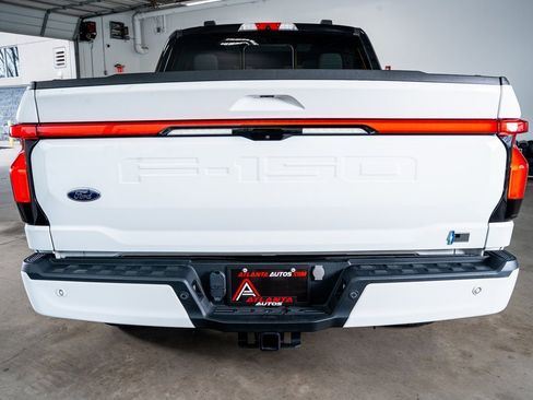 Used 2023 Ford F150 Lightning Platinum image 7