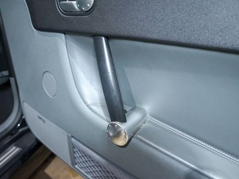 Used 2002 Audi TT 1.8T image 40