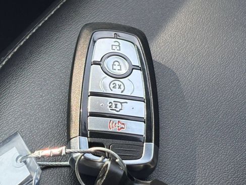 Used 2024 Ford Explorer XLT w/ Equipment Group 202A RWD image 24