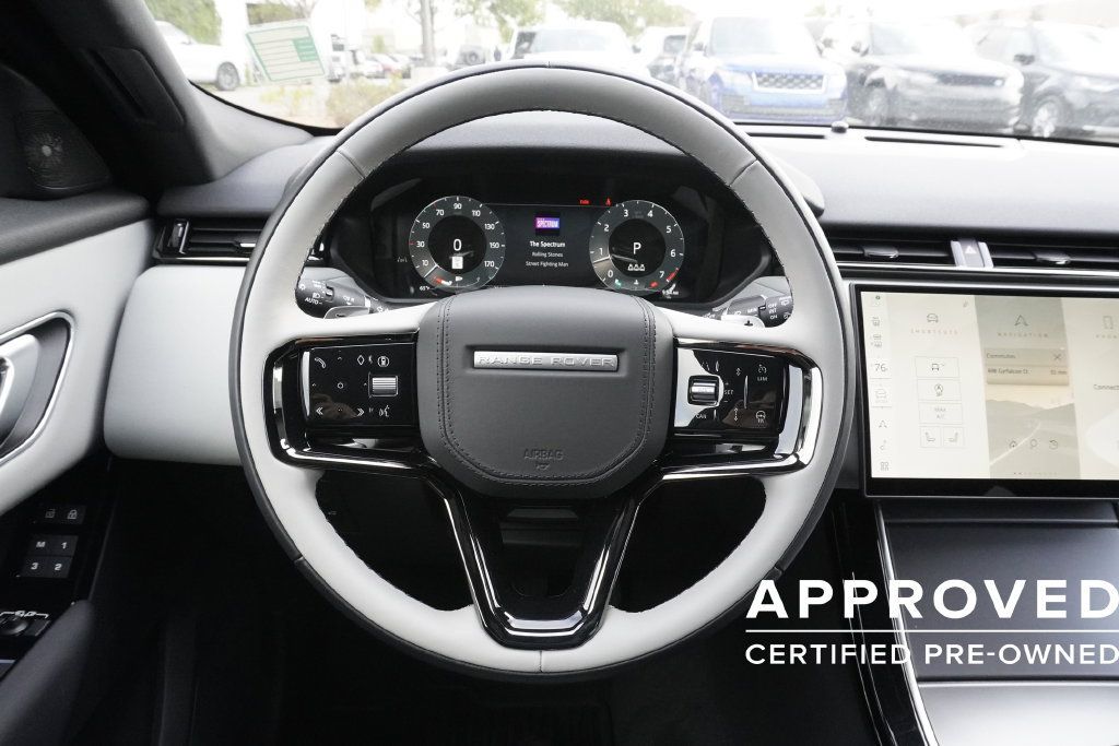 Used 2026 Land Rover Range Rover Velar S AWD/4WD image 10