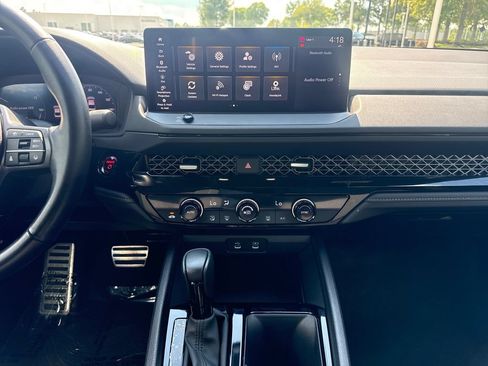Used 2024 Honda Accord Sport image 19